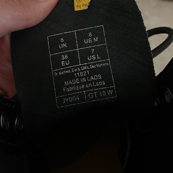 DRMARTENS 1460 WOMEN'S SMOOTH LEATHER LACE UP BOOTS - Picture 14 of 16